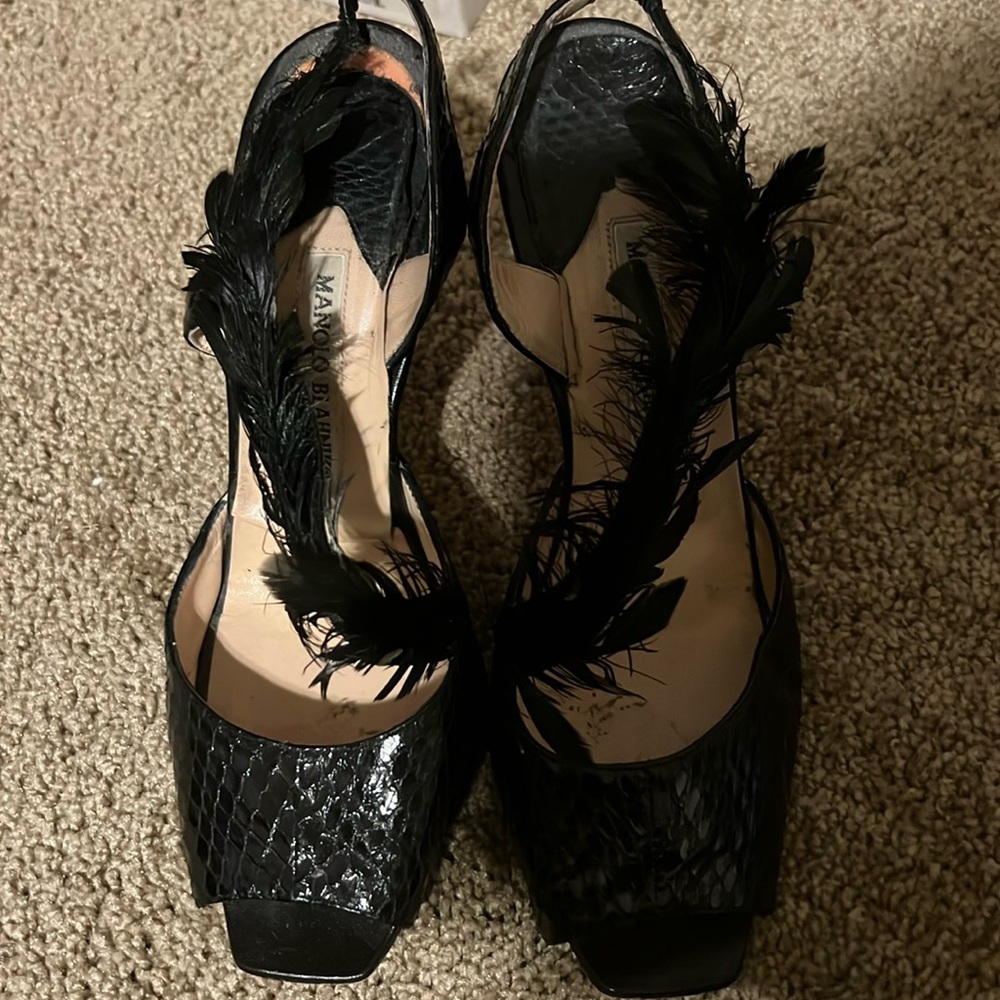 Manolo Blahnik black snake feathered sandal… size 38.5